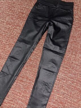 Ammo big booty zip back high waist faux leather going out date night pant medium